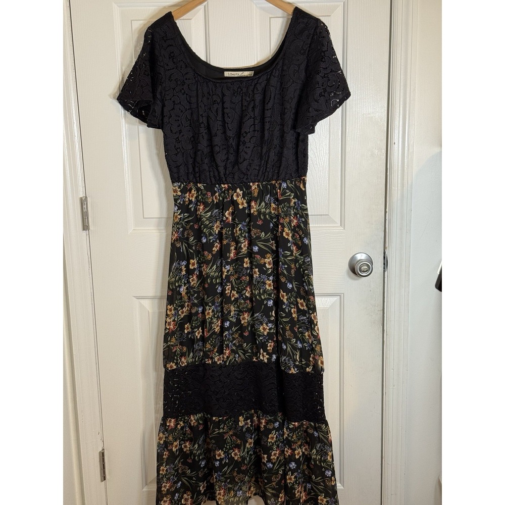 Liberty Love Women's Plus 2XL Black Whimsy goth Lace Floral Boho Lined  Dress